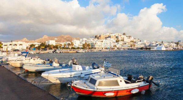 how to get to naxos
