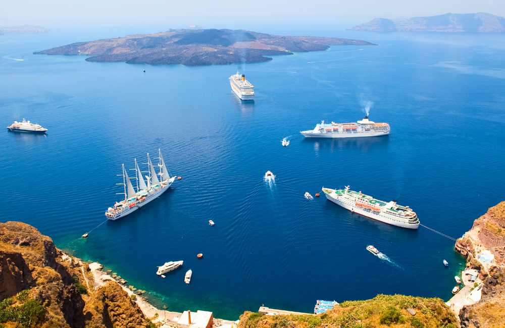 how to get to santorini