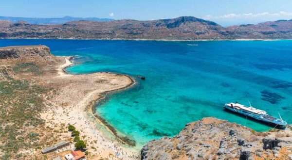summer destinations greece