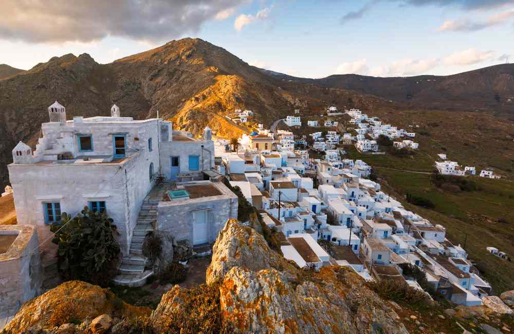 reasons to visit serifos