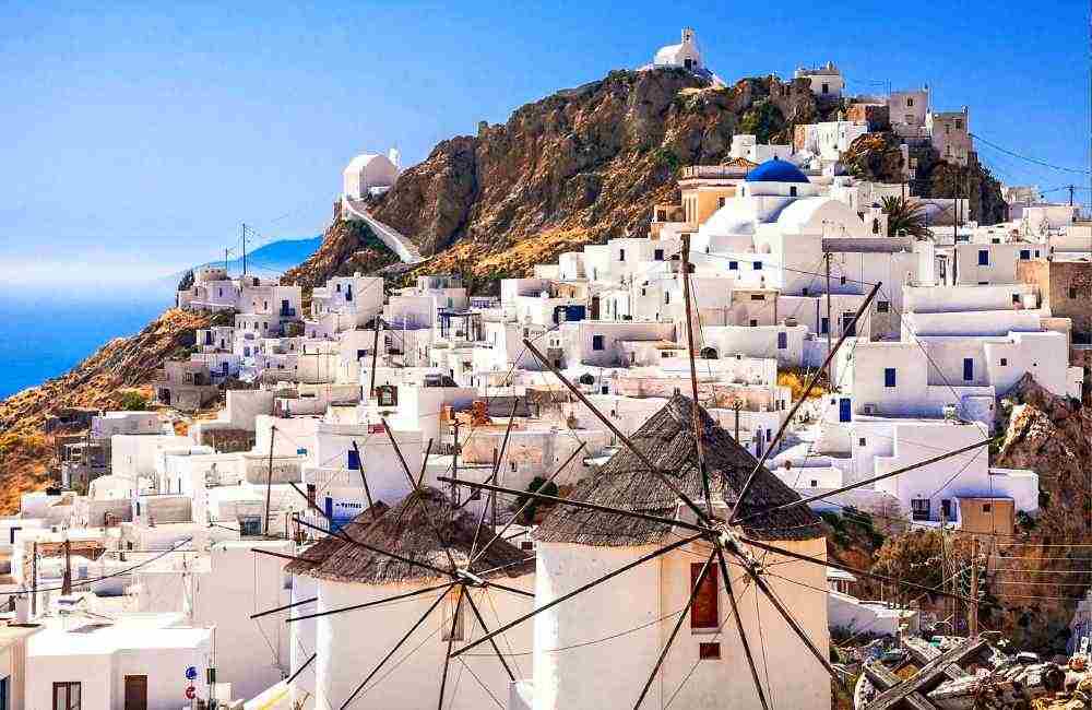 where to stay in serifos