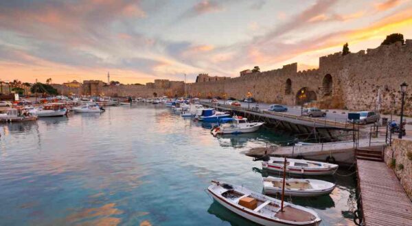 where to stay in rhodes